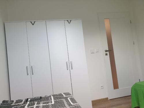 Wolfsburg Apartment | Ferienwohnung Gladki