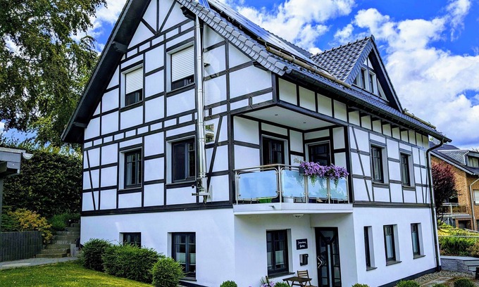 Eicherscheid Apartment | Ferienwohnung Hermes - Eicherscheid
