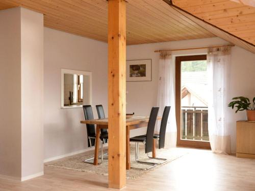 Titisee-Neustadt Apartment | Ferienwohnung im Kupferhammer