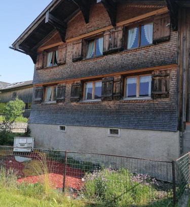 Schwarzenberg Apartment | Ferienwohnung in altem Bauernhaus