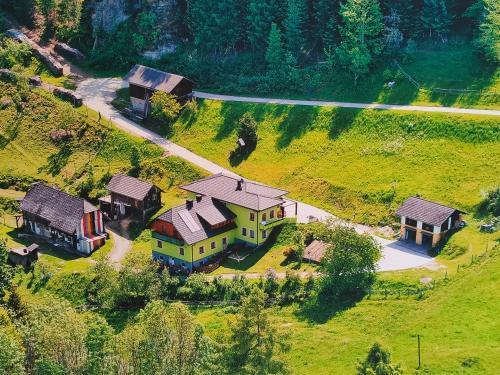 Frauenstein Apartment | Ferienwohnung Kanegger