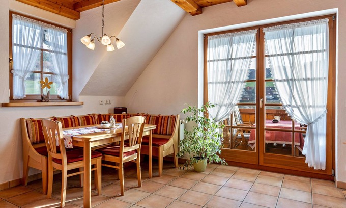 Schuttertal Apartment | Ferienwohnung "Kapellenblick" 80qm, 2 bedrooms, max. 5 persons