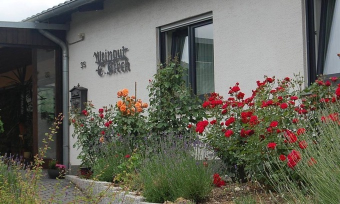Maring-Noviand Apartment | Ferienwohnung Kirch, Deutschland