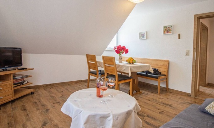 Lautenbach Apartment | Ferienwohnung Kirschzauber, 65qm, 2 Schlafzimmer, 1 Wohn-/Schlafzimmer, max. 4 Personen