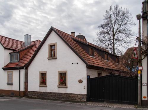 Schonungen Apartment | Ferienwohnung Kleine Akademie