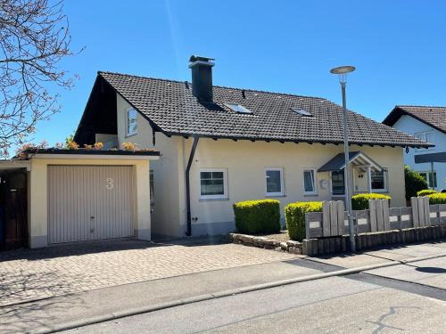 Bonndorf Apartment | Ferienwohnung Lang - schöne 3-Zimmer-Wohnung
