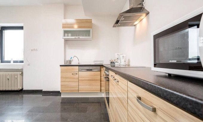 Langenfeld Apartment | Ferienwohnung Langenfeld 05, 130qm, 2 Schlafzimmer, 1 Wohn-/schlafraum, Max. 11 Personen