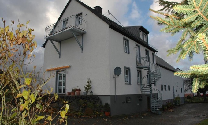 Steffeln Apartment | Ferienwohnung Luise Blum