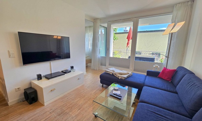 Binz Apartment | Ferienwohnung mit 1 Schlafzimmer, Kamin und Balkon