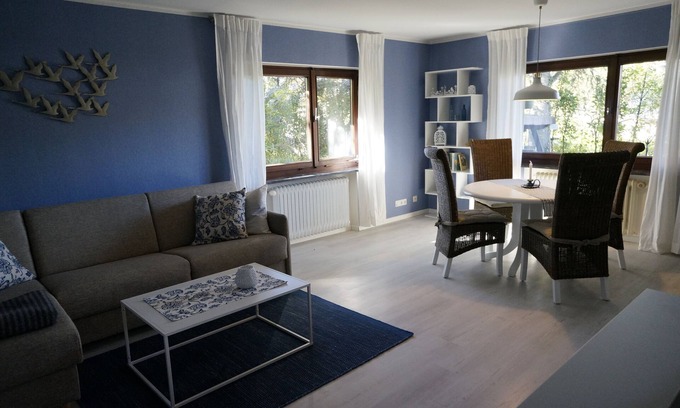 Lahr Apartment | Ferienwohnung mit 56 qm, 1 Schlafzimmer, 1 Wohnzimmer mit Schlafcouch