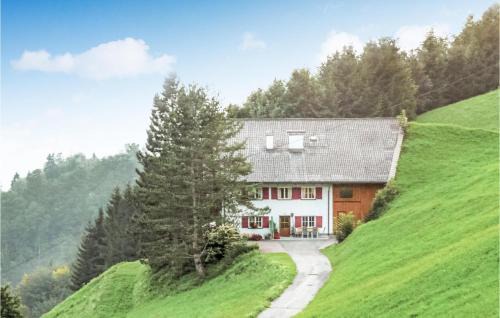 Blons Apartment | Ferienwohnung Mit Panoramab