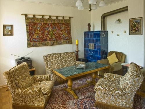 Beerfelden Apartment | Ferienwohnung mit Pool und überdachtem Balkon
