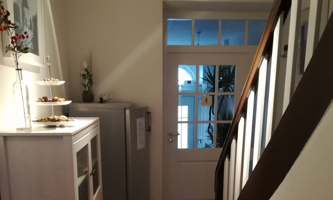 Karlstadt Apartment | Ferienwohnung mit riesigen Balkon und Blick auf die Stadtpfarrkirche