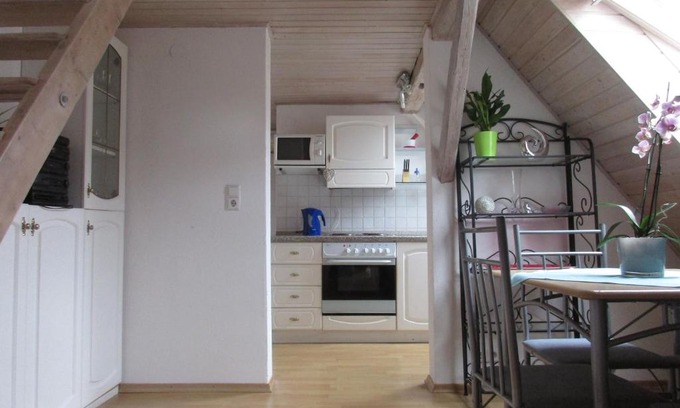 Pfeffingen Apartment | Ferienwohnung Regina