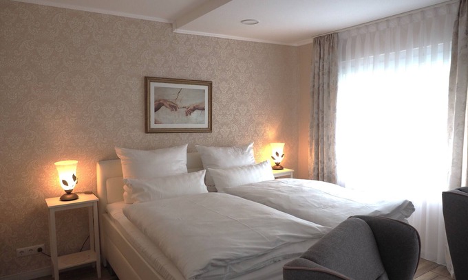 Idar-Oberstein Apartment | Ferienwohnung Schlossblick- Top Location - Flair