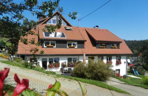 Dachsberg Apartment | Ferienwohnung Schwalbennest