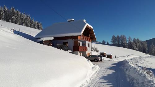Zedlitzdorf Apartment | Ferienwohnung Stampfer