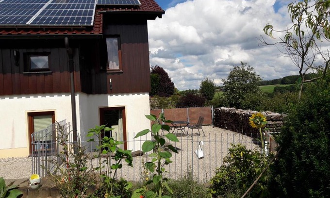 Dahlem Apartment | Ferienwohnung Talblick Dahlem