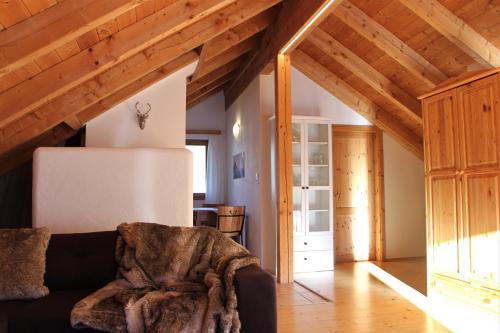 Pflach Apartment | Ferienwohnung Tauernblick