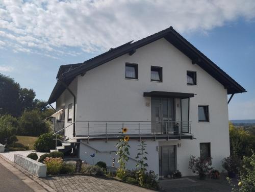 Viereth Apartment | Ferienwohnung Treuter