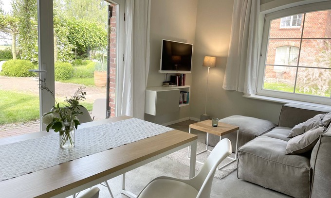 Saal House | Ferienwohnung V auf Hof Himmelgrün mit 49qm