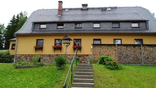 Gruenbach Apartment | Ferienwohnung-Wasserfloh