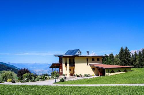Pill Apartment | Ferienwohnung Weitblick