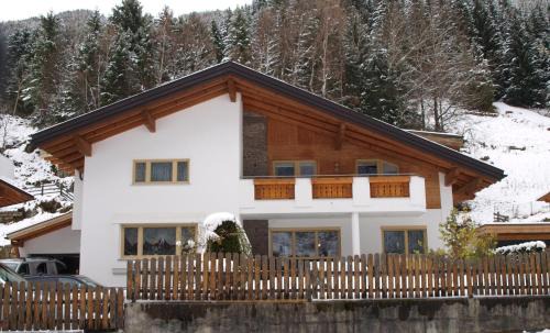 Sankt Leonhard im Pitztal Apartment | Ferienwohnungen Eiter Fridolin