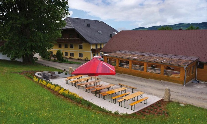 Weyregg am Attersee Apartment | Ferienwohnungen Jodlbauerhof