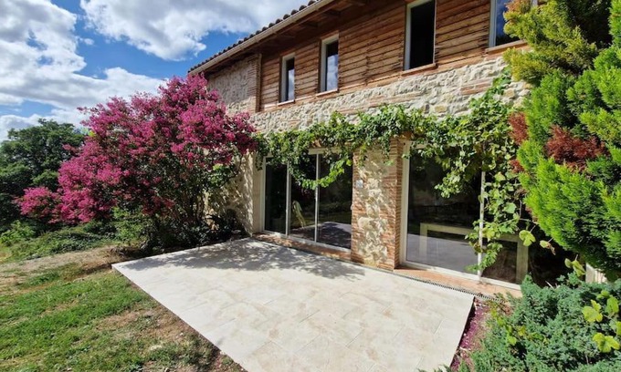 Unzent House | Ferme Ariégeoise, Gîte des Pyrénées