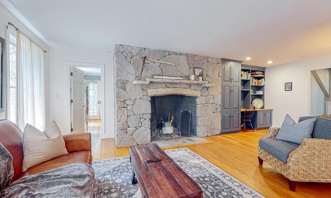 West Tisbury House | Fernbank Hideaway