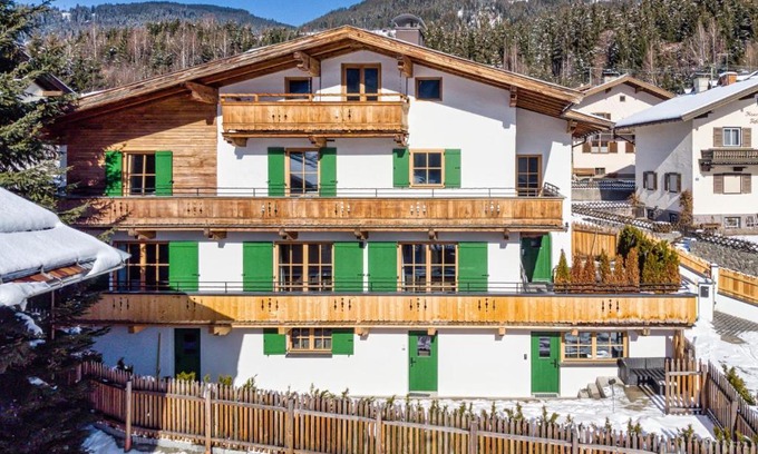 Kitzbuehel Ski Chalet | Fernblick