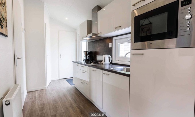 Cromvoirt Ski Chalet | ✓ Ferox at Résidence de Leuvert ✓ Holiday home for 5 persons ✓ Located near Den Bosch (Noord-Brabant) ✓ Near De IJzeren Man ✓ Book directly through the park