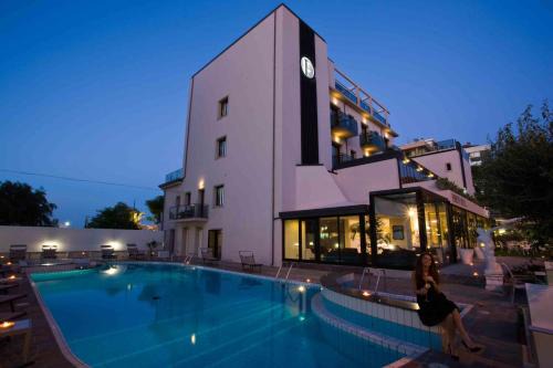 Marina Centro Hotel | Ferretti Beach Hotel