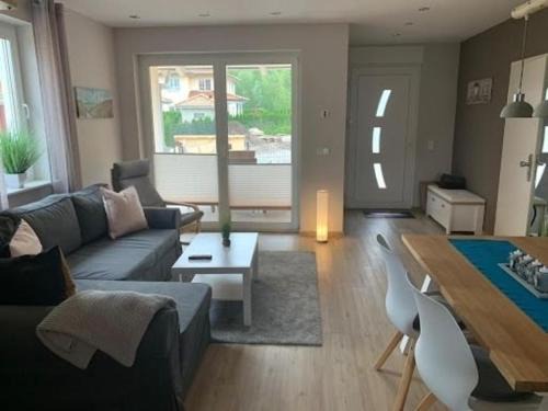 Mucheln Apartment | Fewo „Seestern“