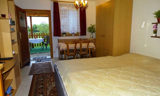 Garz Apartment | Fewo 2 Klein - Ferienwohnungen Jonas