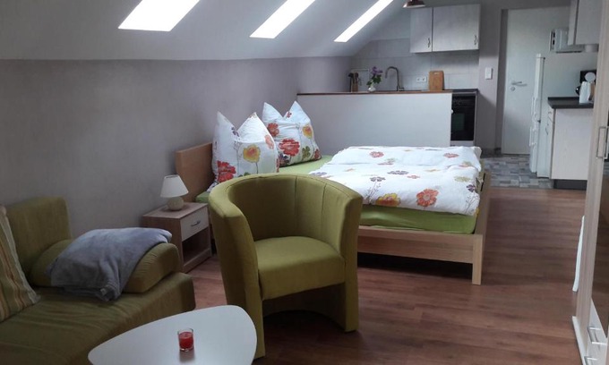 Hermsdorf Apartment | Fewo Abendsonne