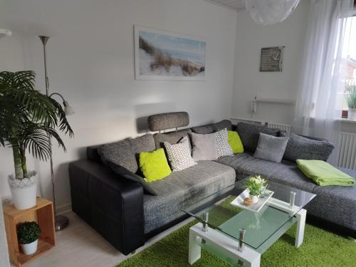 Dahme Apartment | Fewo "Am Deich" eigener Garten, 70m zum Strand, Fahrradgarage, Parkplatz
