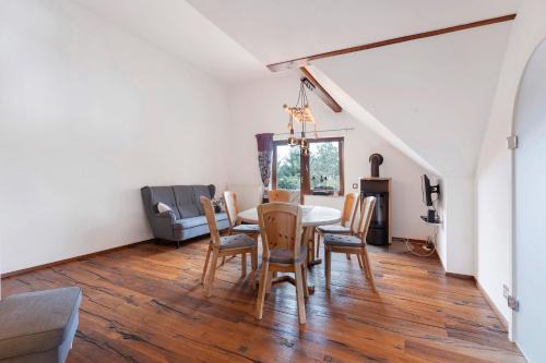 Uehlingen-Birkendorf Apartment | Fewo Lufs Loft