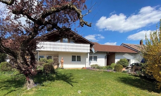 Bad Waldsee Apartment | FeWo339 - Cozy vacation apartment with large south-facing balcony. Pet friendly!