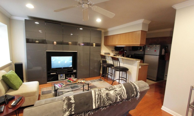 Travis Heights Condo | Filmmaker High-end Luxury 1/1 Condo, W/D, covered parking