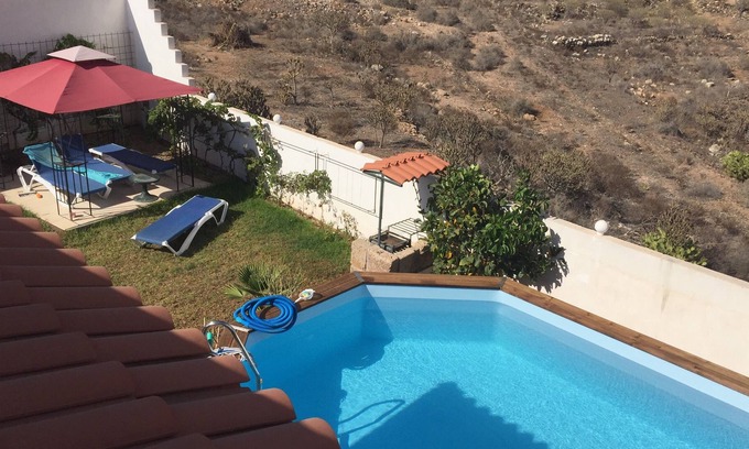 Buzanada Apartment | Finca Ardilla, studio with pool and large terrace