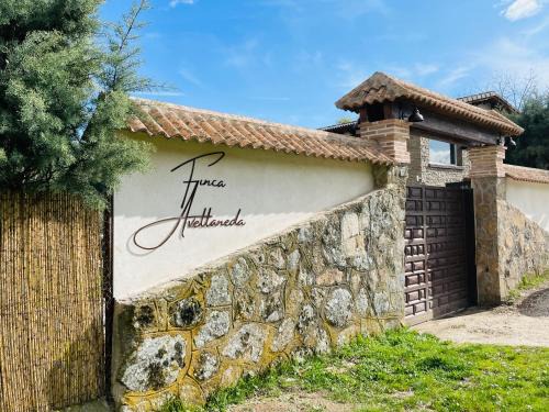 Navahondilla House | Finca Avellaneda
