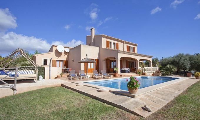 Santanyi Cottage | Finca with sea views and pool special offer last week of August
