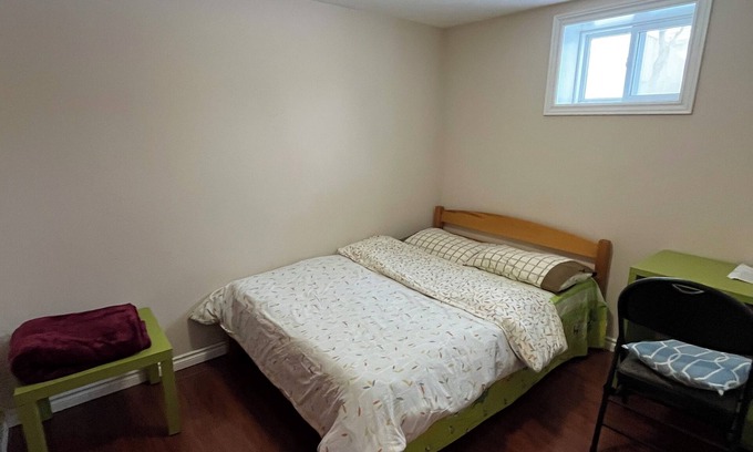 Willowdale House | Finch/Yonge Subway Station Walking 12 Minutes Private Bedroom
