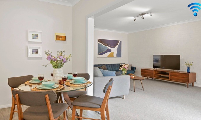 Moss Vale Apartment | Finch’s Nest – easy, comfortable accommodation for 4-6 in the heart of Moss Vale