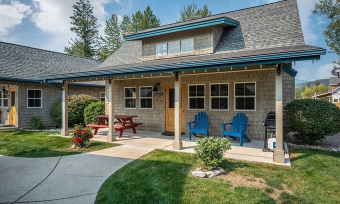 Dover Bay House | Find your calm at "Coast Is Clear" , a bright and relaxing Dover Bay retreat just steps from the lake with trails, marina, and resort amenities nearby.