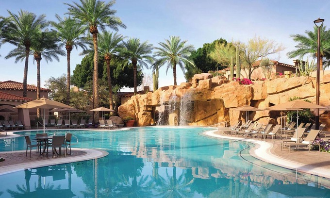 North Scottsdale Resort | 𝐅𝐢𝐧𝐝𝐢𝐧𝐠 𝐌𝐞𝐢𝐥𝐢 Desert Oasis Resort Amenities Included! 2BR