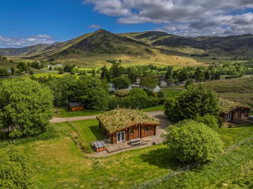Spittal of Glenshee House | Finest Retreats - Cragdhu Log Cabin