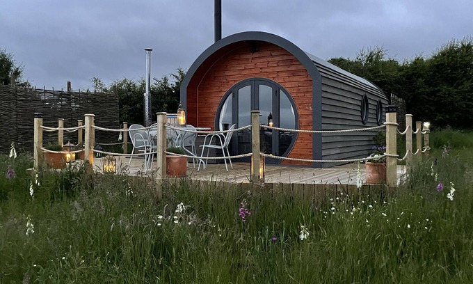 Banbury Cabin | Finest Retreats | The Cornflower